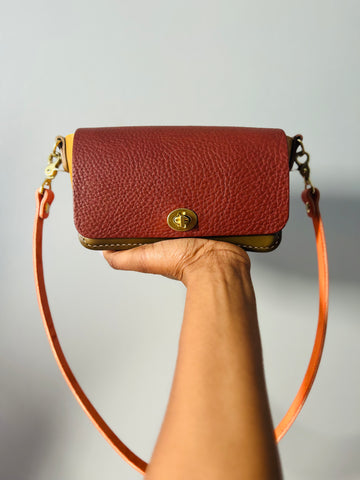 Brown Color blocked shoulder bag!