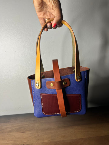 Mini asymmetrical Tote Bag ☺️