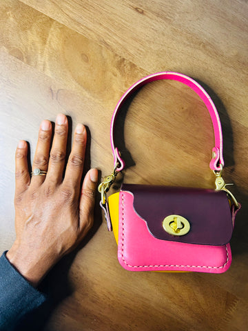 Pink Paradise - Little Cutie teacup squiggle Handbag💛