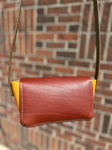 Swiggly Crossbody purse in Brown, Red, & Yellow!