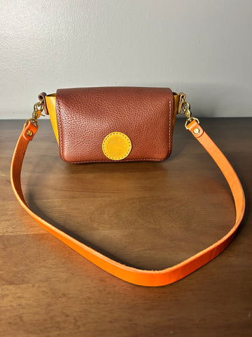 Medium Swiggle Bag- Milled Brown
