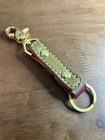 Oliva Swivel Clasp Keychain